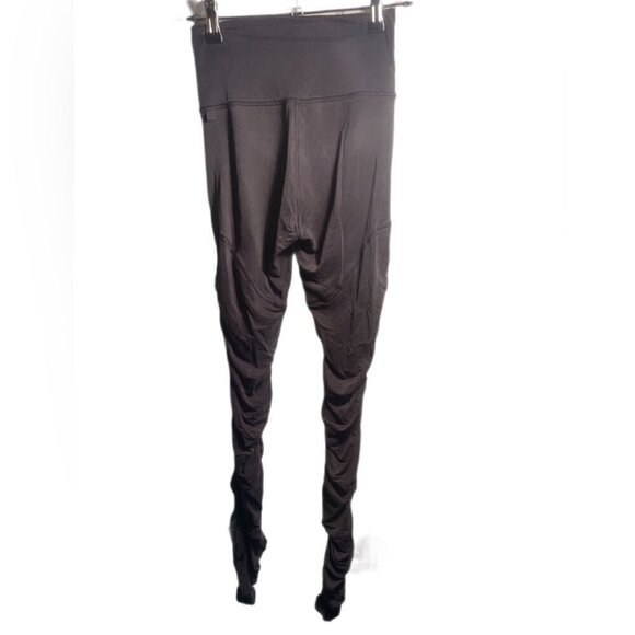 Lululemon Into Something Good Tight Yoga Athletic Stretch Athleisure Black 4 - Picture 3 of 3